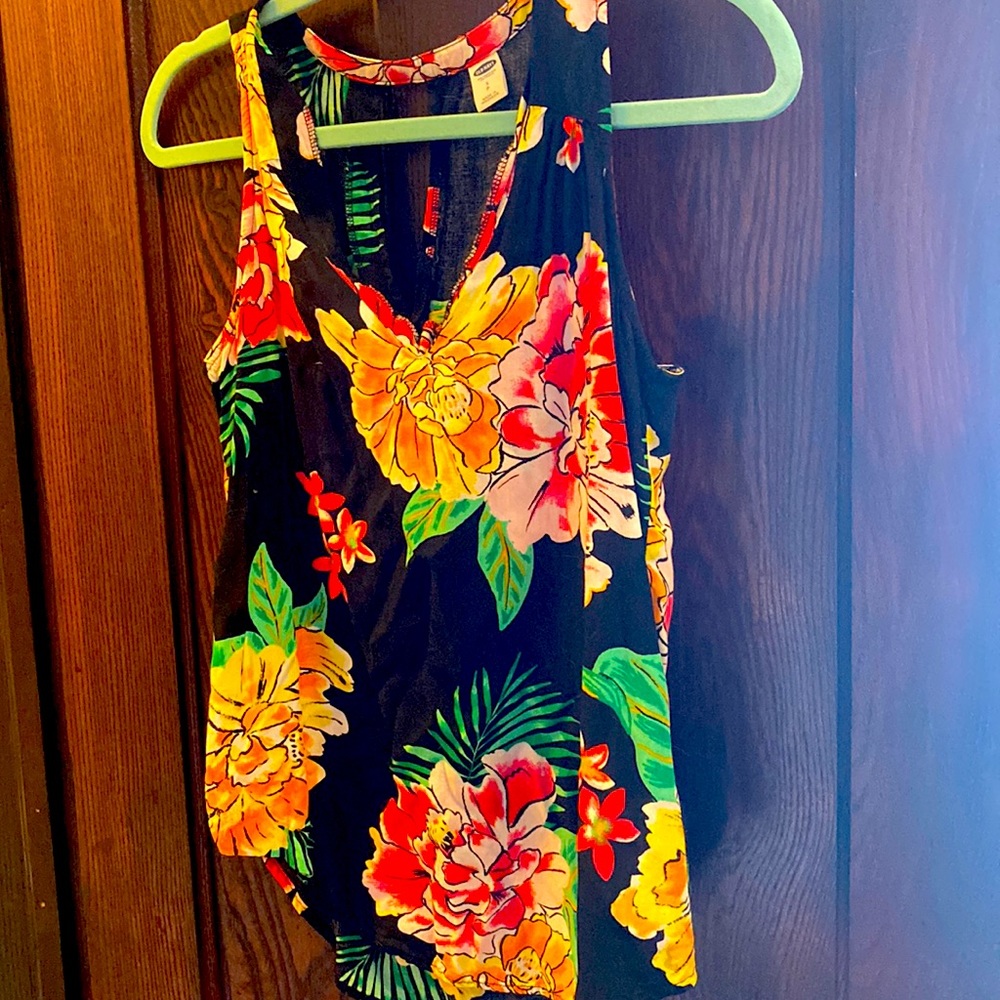 Old navy floral top